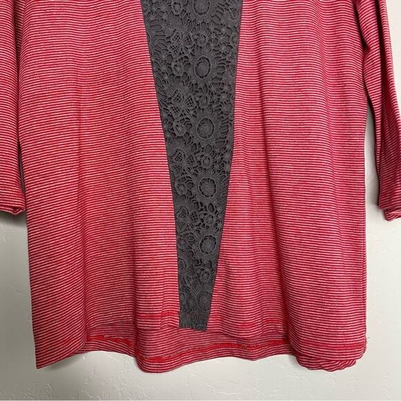 Sundance Red Striped Gray Crochet Detail 3/4 Sleeve Scoop Neck Top Medium - Picture 4 of 11